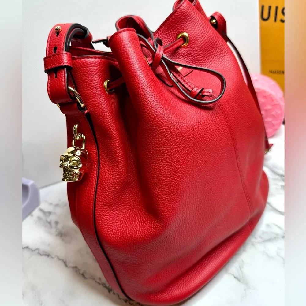 NEW! Alexander McQueen Secchiello Red Leather Skull Padlock Bucket Bag - Picture 3 of 17
